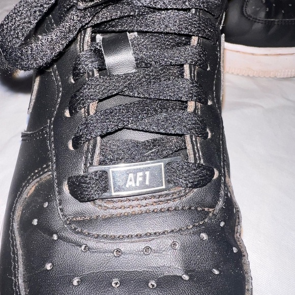 Nike Air Force 1 Black Sneakers Size 6.5 - Picture 5 of 9
